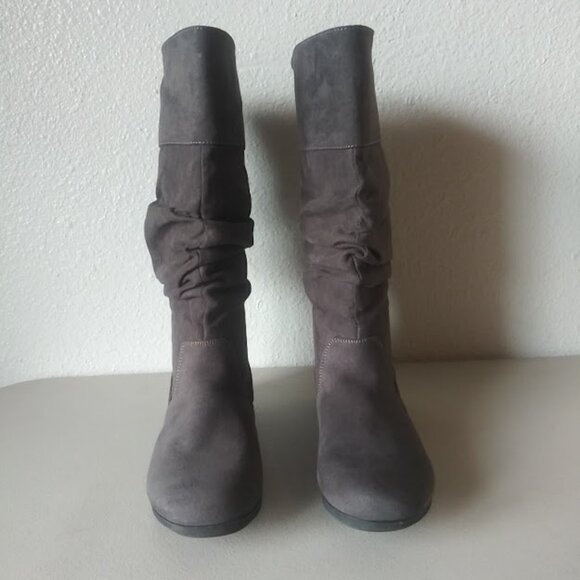 St. John's Bay Kellman women's size 7.5 gray slouch boots - Picture 2 of 11